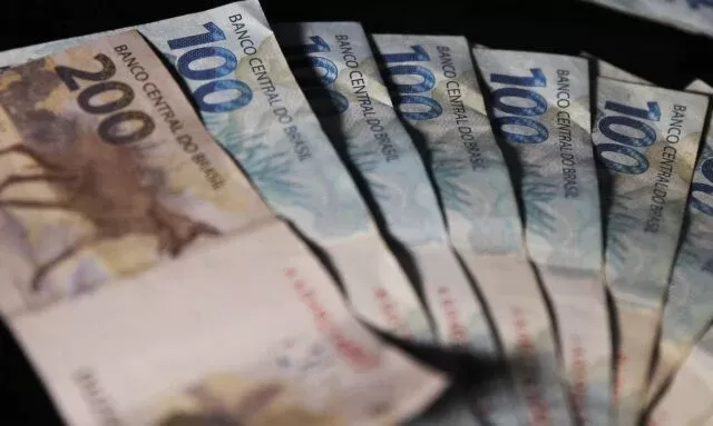 Arrecadação federal chega a R$ 172,31 bilhões em agosto
