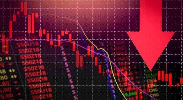Ibovespa fecha em queda com exterior, mas fim da alta da Selic assegura alta na semana