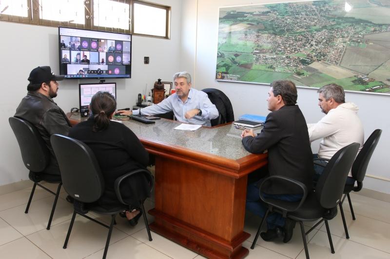 Prefeitura de Maracaju adere ao Programa Mais Pecuária Brasil para melhoramento genético de gado de leite e de corte no município