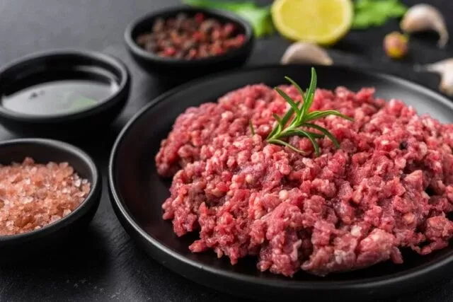 Governo cria 8 regras para fabricação de carne moída