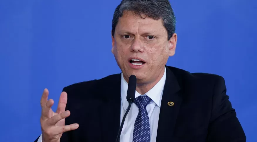 URGENTE: Tarcísio Gomes de Freitas sofre atentado em Paraisópolis (SP)