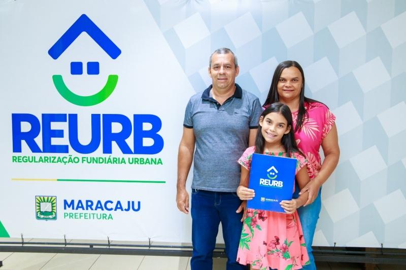 Com a REURB, Prefeitura de Maracaju realiza sonhos e entrega títulos de propriedade para 50 famílias do município