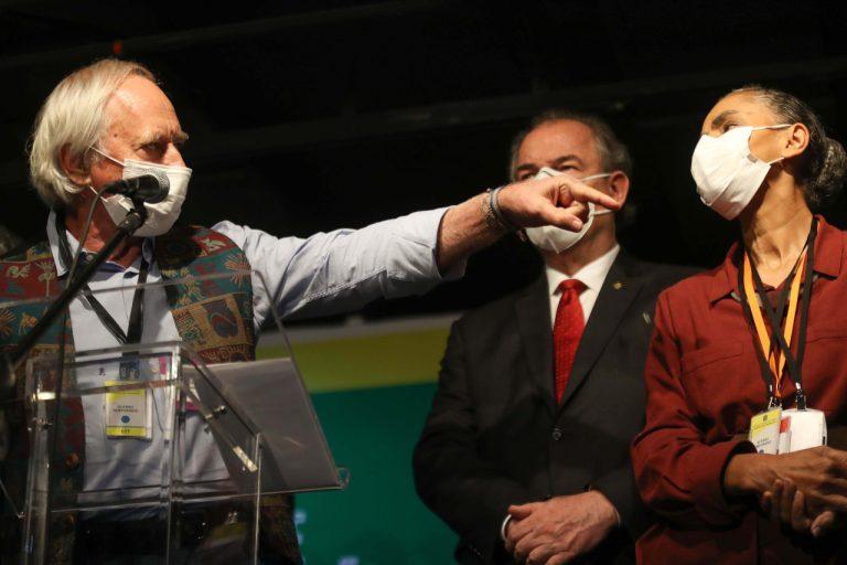 Equipe de Lula fala em 