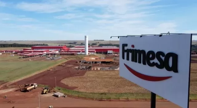 Maior da América Latina, novo frigorífico terá capacidade de abater 15 mil suínos por dia