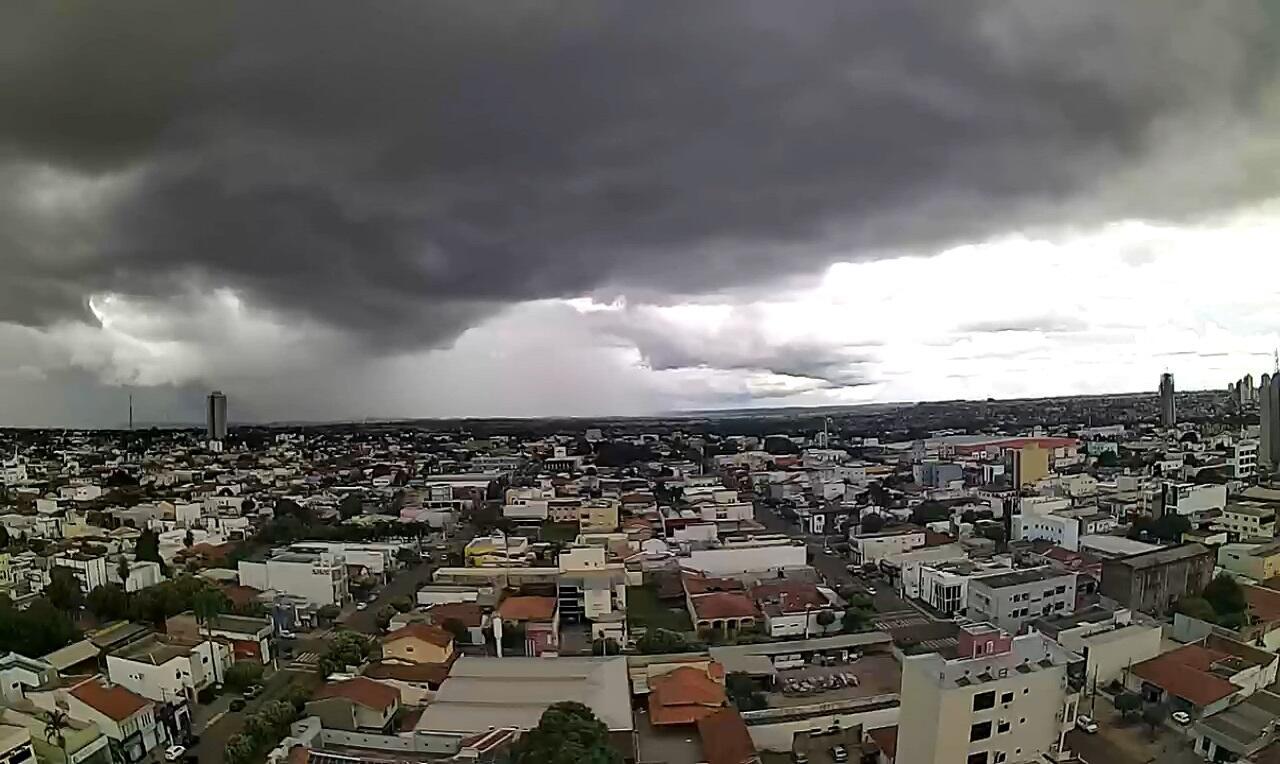 ZCAS provoca chuva no Sudeste, Centro-Oeste e Norte do Brasil
