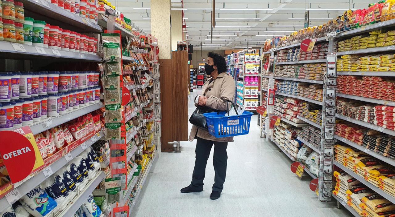 Itens de alimentação e saúde puxaram alta do IPCA em 2022; confira os produtos que mais subiram no ano