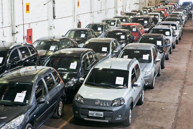 Vendas de veículos foram ótimas em 2022, informa presidente da Fenabrave