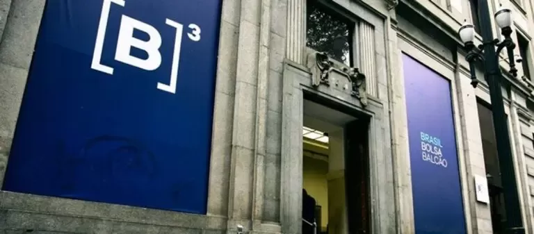 Bolsa termina pregão com alta de 2%