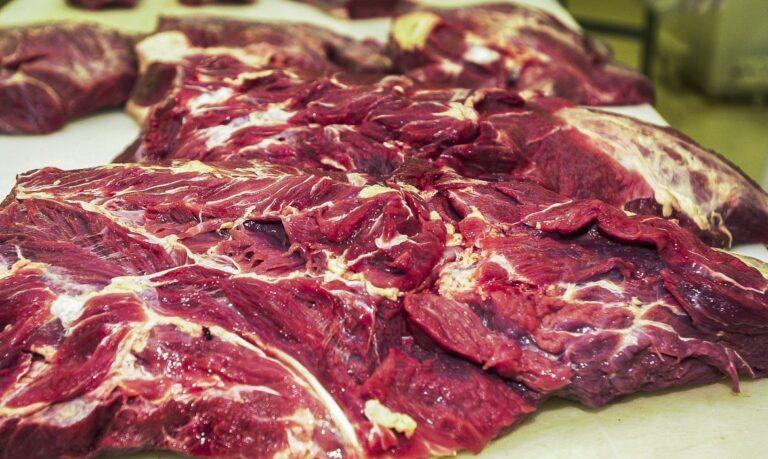 China anuncia liberação das exportações de carne bovina do Brasil