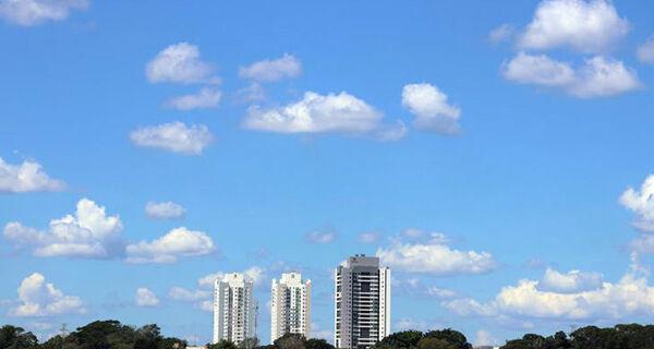 Céu limpo e temperaturas amenas marcam quarta-feira em MS.