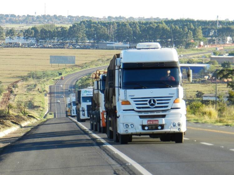 Produtos do agro lideram fluxo do transporte rodoviário de cargas em MS e no Brasil