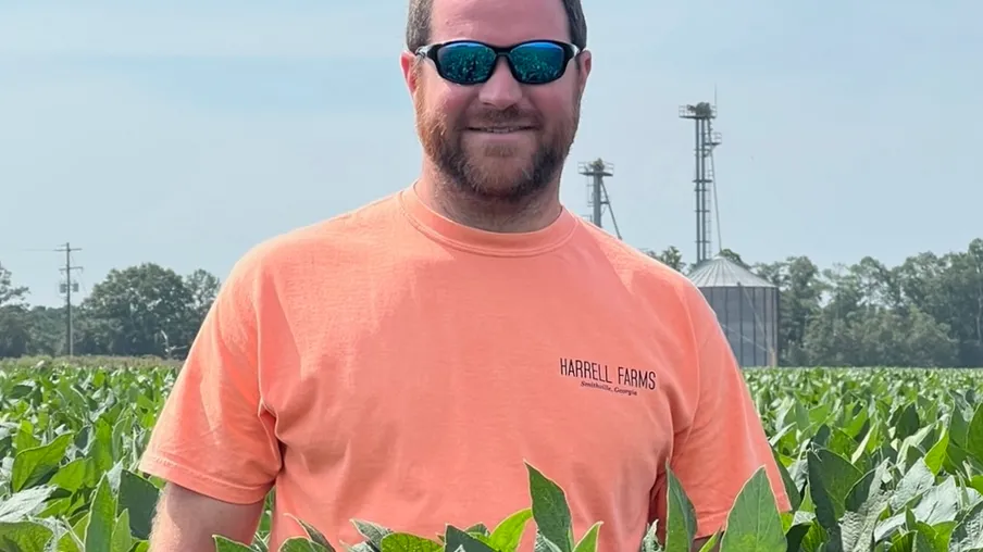 Produtor colhe 231,8 sacas de soja por hectare e bate recorde