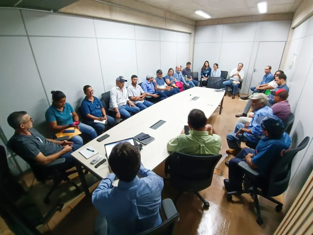 Semadesc debate demanda de produtores durante reunião da Câmara Setorial de Leite do MS