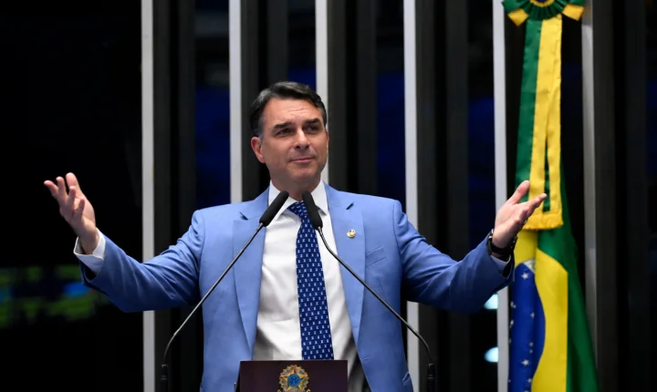 Flávio Bolsonaro acena ao agro com crédito mais barato e influência na escolha do ministro